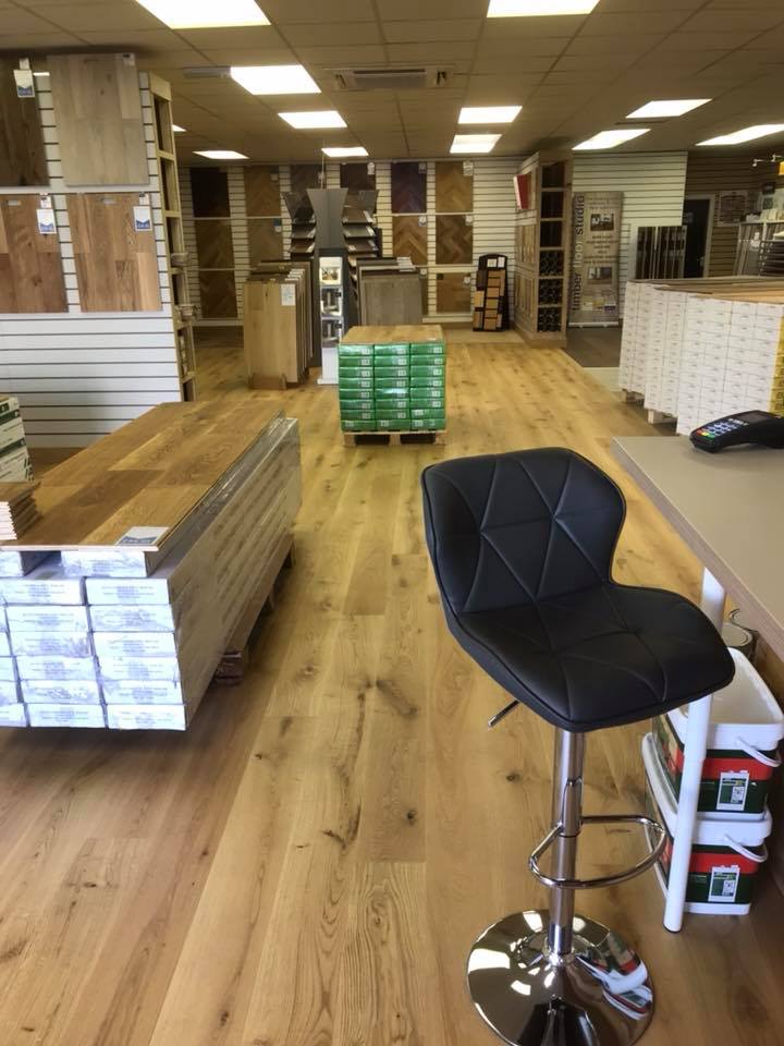 Wood flooring Doncaster, Oak hardwood and laminate floor fitters